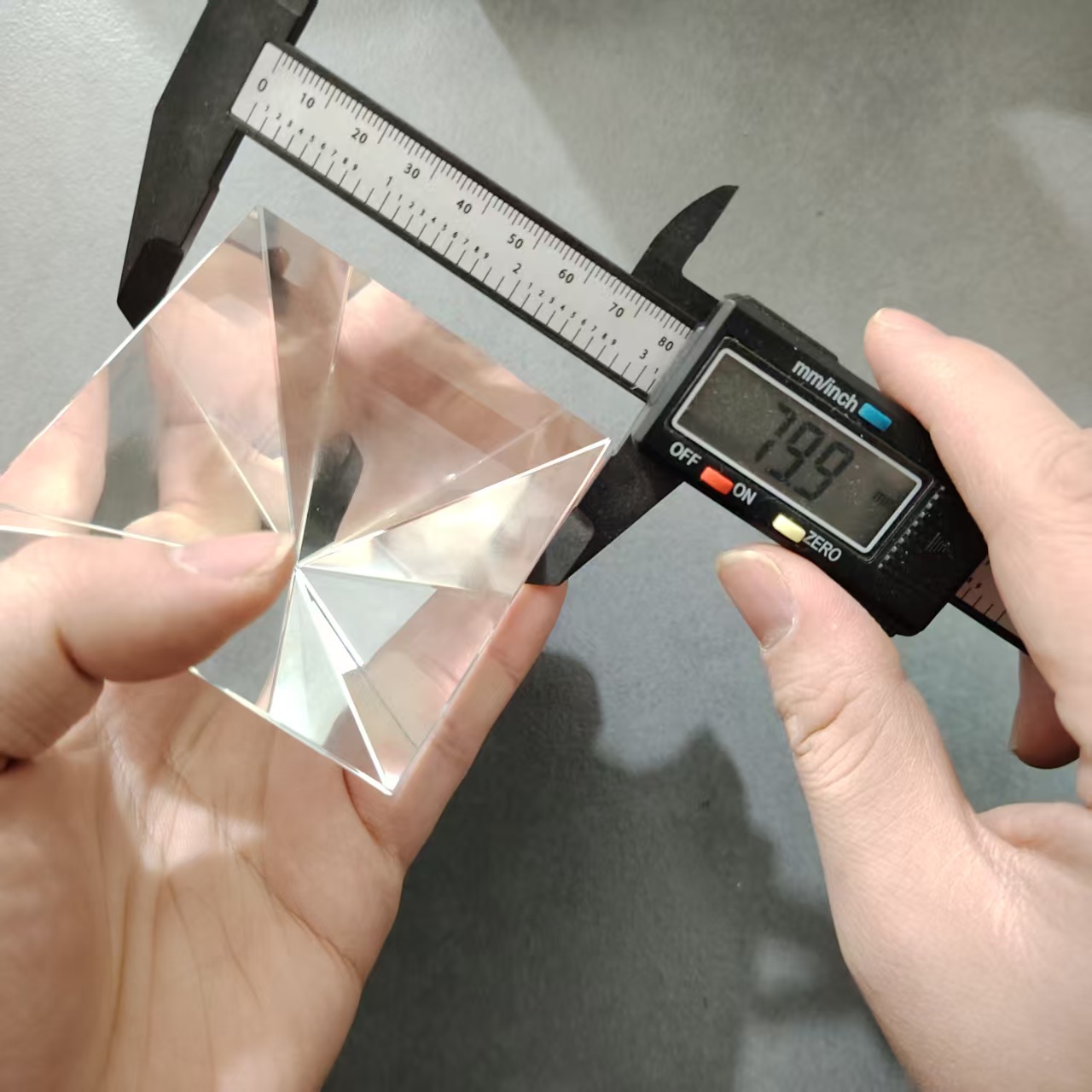 1PC 80mm Vierhoekige Piramide  - Photography Lighting Test recensie en prijs